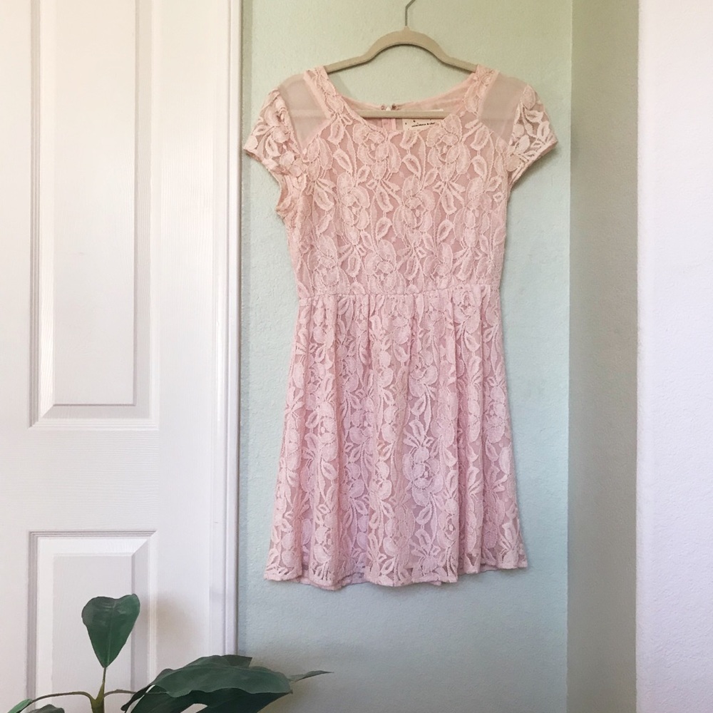 UO Light Pink Lace Dress